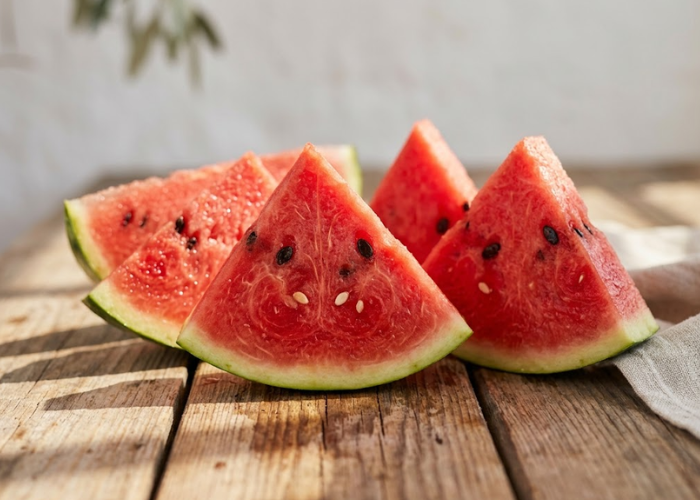 dưa hấu tháng 5 giải nhiệt nhiều nước tốt cho cơ thể mùa hè